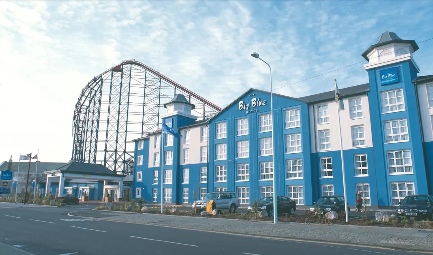 big blue hotel